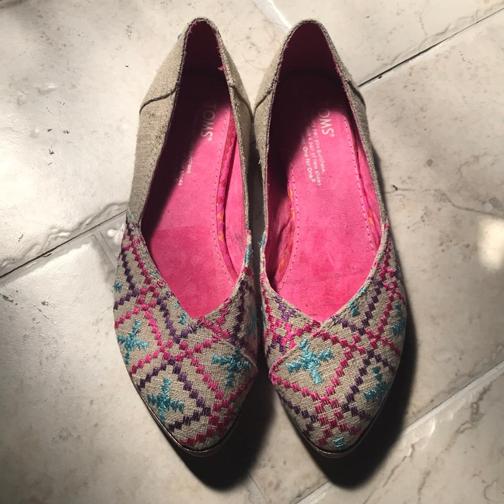 Toms shoes